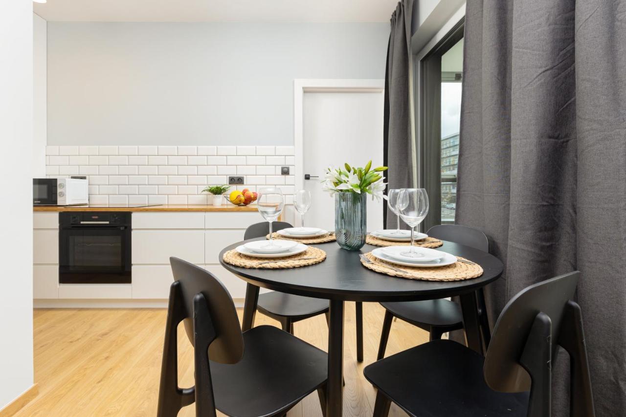 Artistic Zoliborz Apartments By Noclegi Renters 华沙 外观 照片
